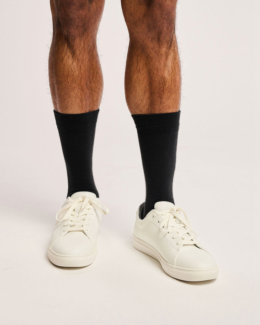 Black every day casual crew socks with seamless toe seams
