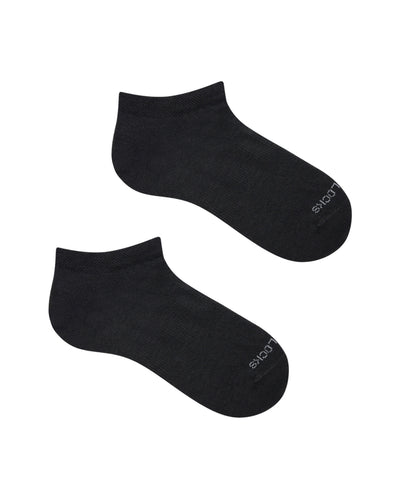 Ecofriendly Plain black running socks. Seamless toe trainer socks