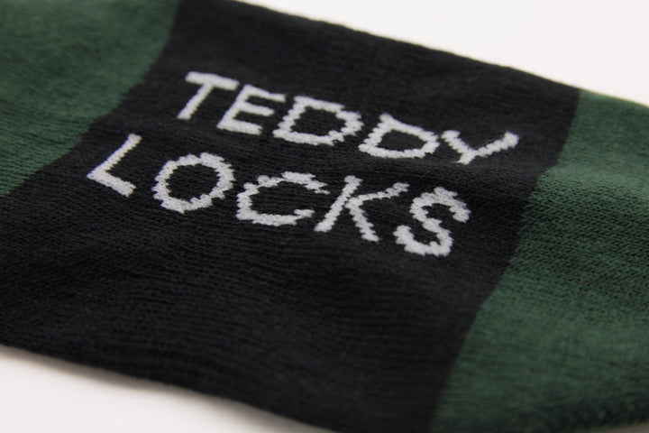 Black and evergreen ribbed crew sock with arch support for children