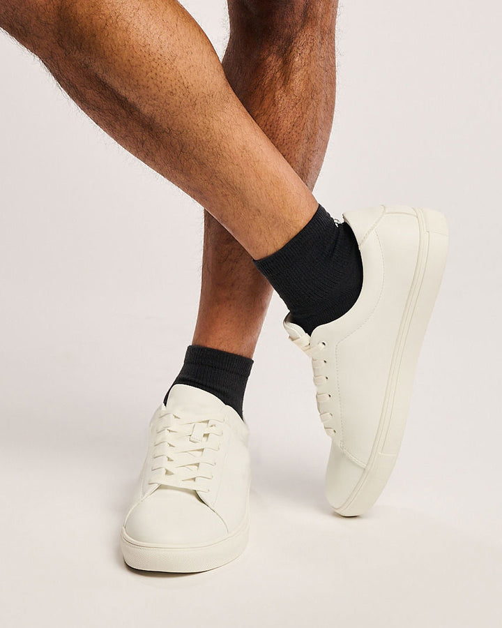 Seamless toe mens quarter length socks. Sustainable socks for men