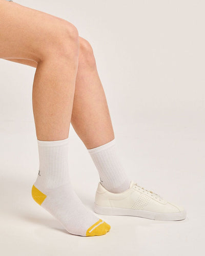 Ecofriendly sports socks for women. Sustainable athletic socks